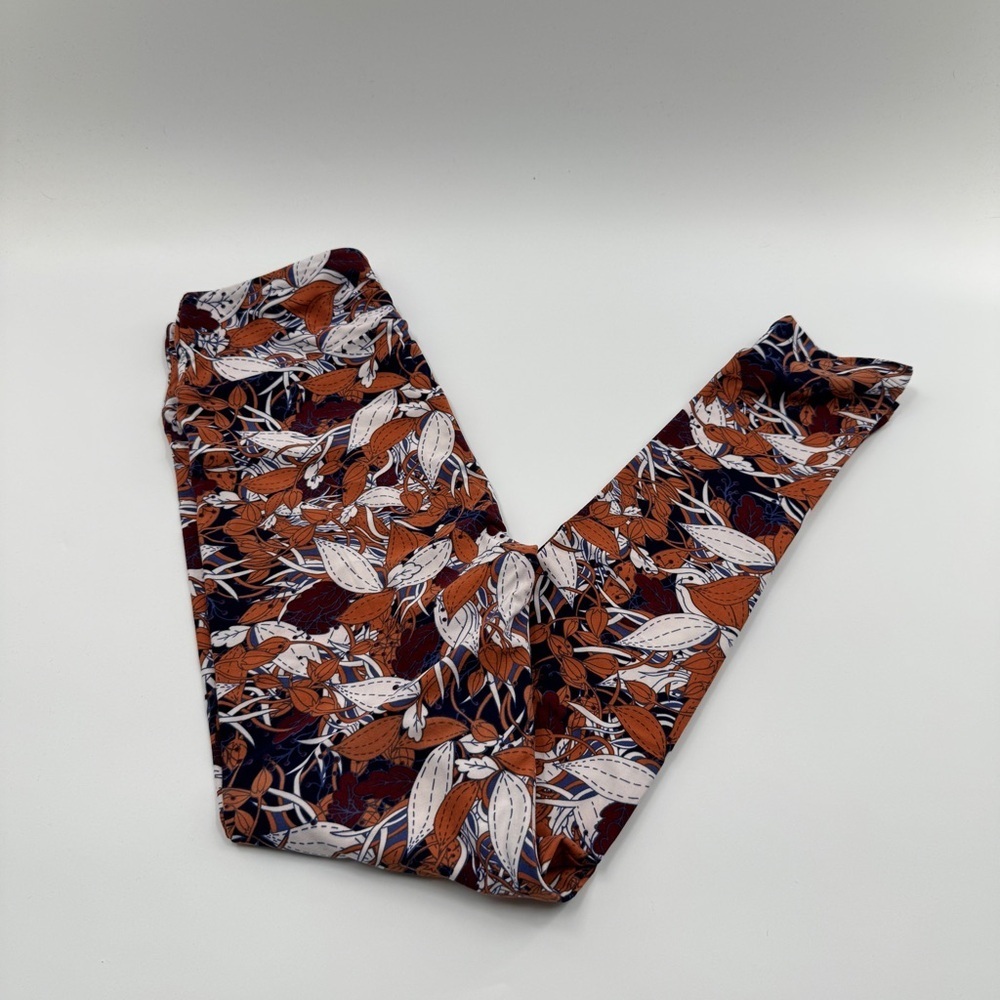 LuLaRoe One Size (OS) Leggings – Buttery Soft Stretchy Printed Leggings